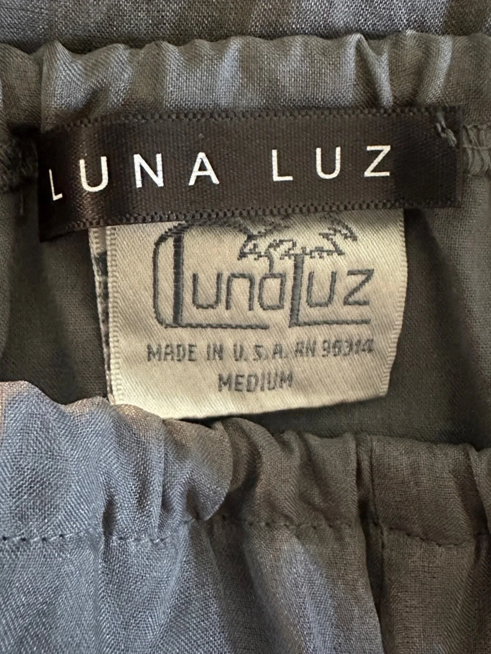 La Luz Gray Gathered Tulle Midi Skirt Size M - Picture 10 of 12